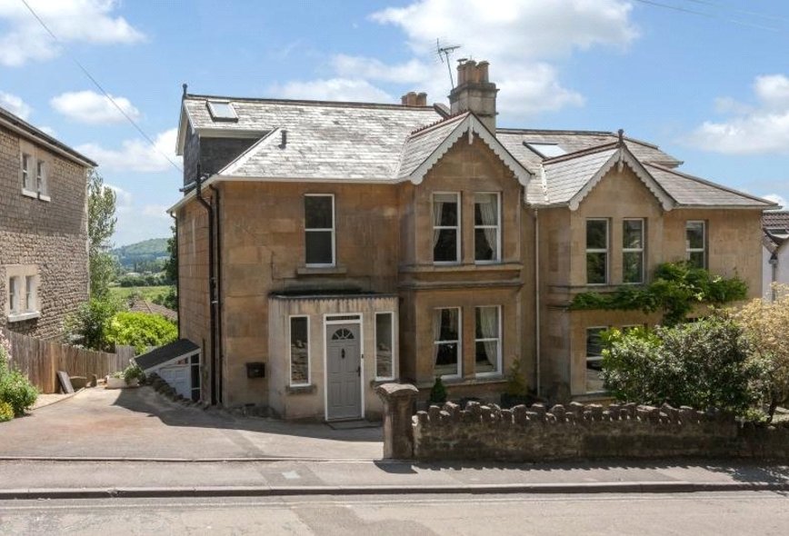 4 Bedroom Property To Rent in Bannerdown Road, Batheaston, Bath, BA1