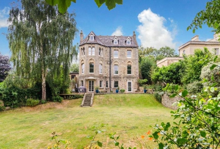 6 Bedroom Property For Sale in Bathampton Lane, Bathampton, BA2 Crisp