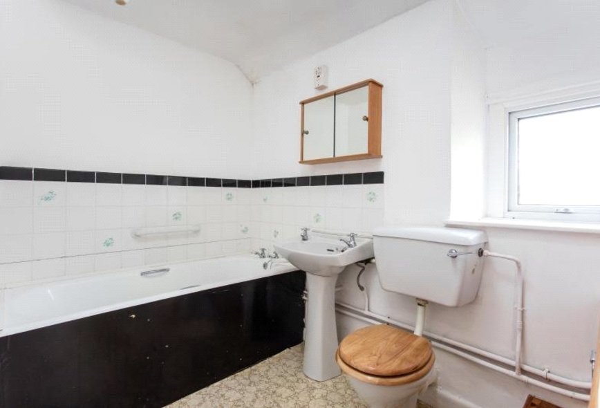 5 Bedroom Property For Sale in Dunkerton, Bath, BA2 Crisp Cowley