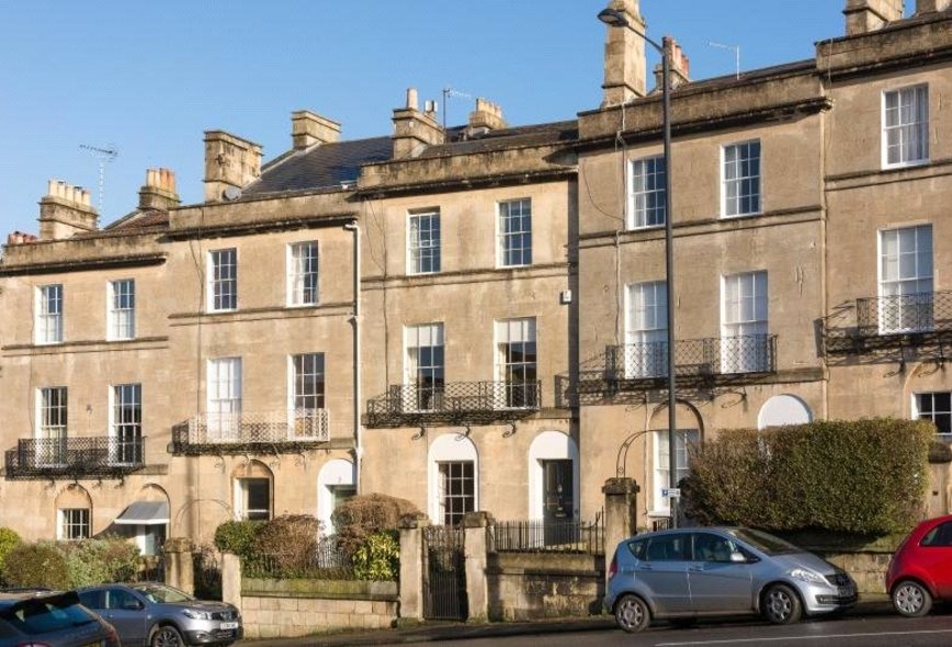 4 Bedroom Property For Sale in Dunsford Place, Bath, BA2 Crisp Cowley