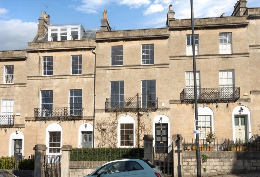 4 Bedroom Property For Sale in Dunsford Place, Bathwick Hill, Bath, BA2 Crisp Cowley Estate Agents