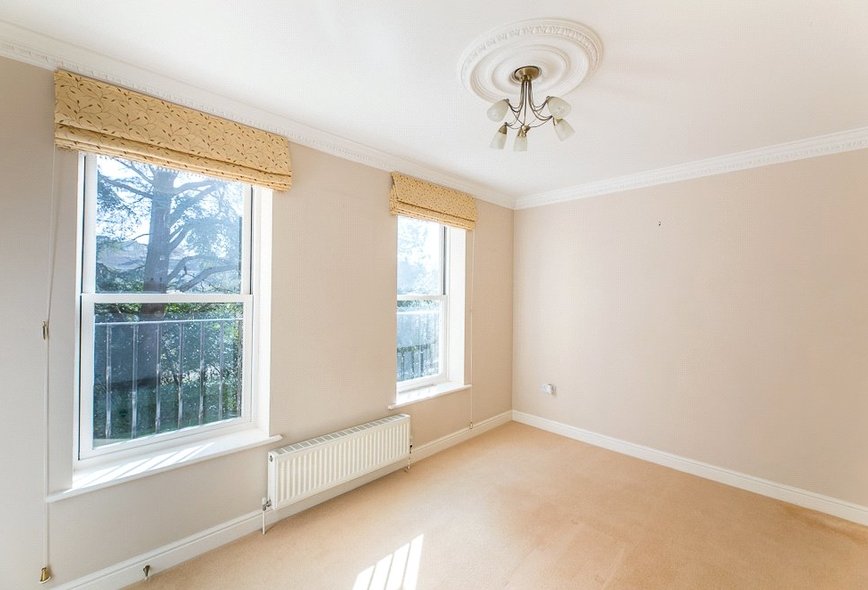 5 Bedroom Property For Sale in Gainsborough Gardens, Weston, Bath, BA1