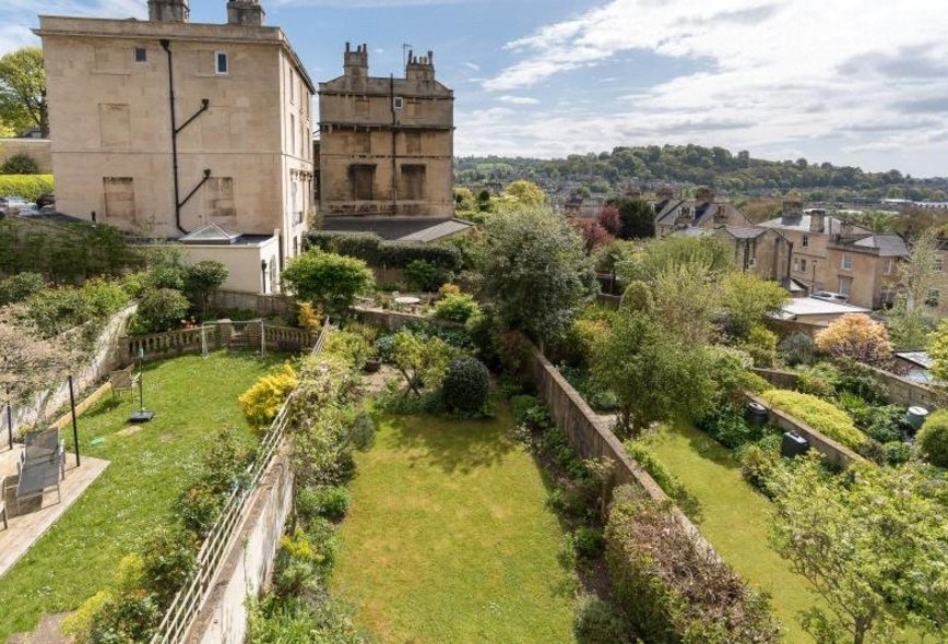3 Bedroom Property For Sale in Street, Bathwick Hill, Bath, BA2