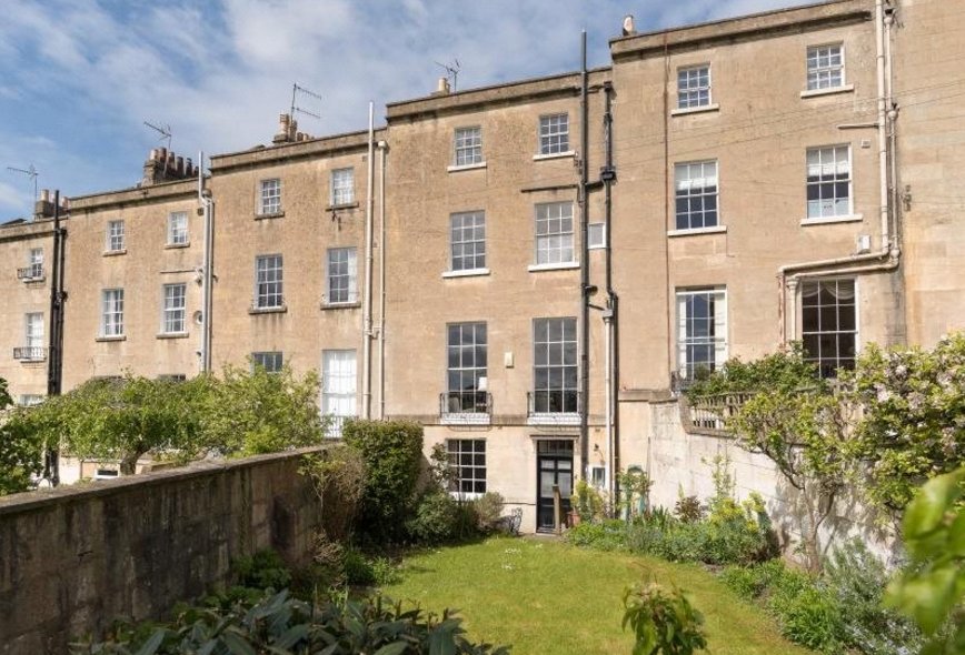 3 Bedroom Property For Sale in Street, Bathwick Hill, Bath, BA2