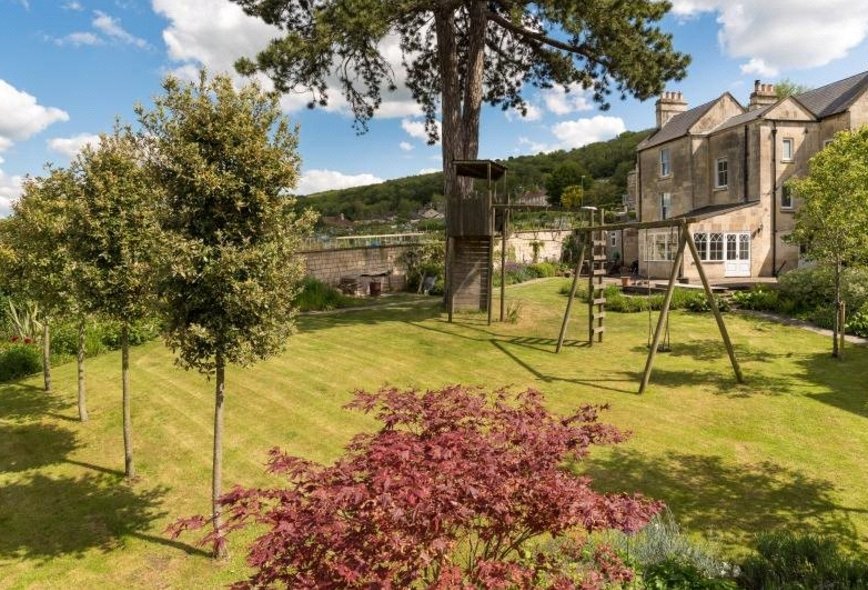 4 Bedroom Property For Sale in High Street, Bathford, Bath, BA1 Crisp