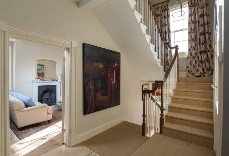 5 Bedroom Property For Sale in Macaulay Buildings, Bath, BA2