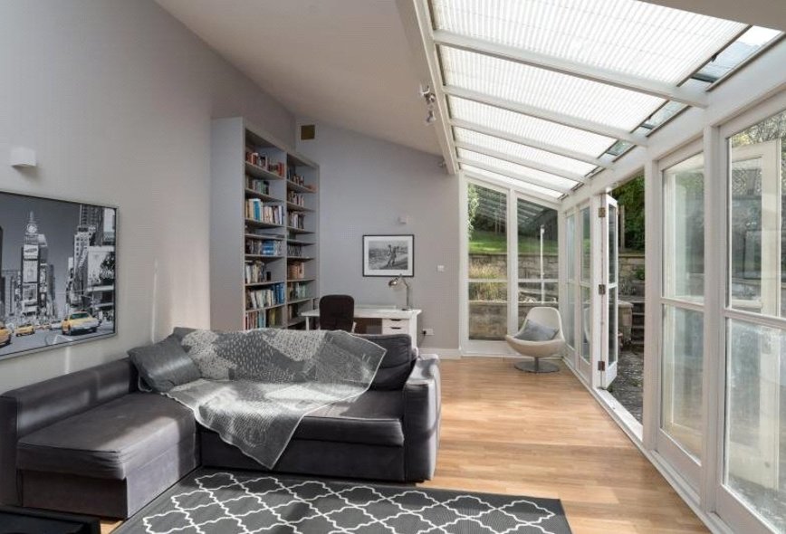 5 Bedroom Property For Sale in Macaulay Buildings, Bath, BA2