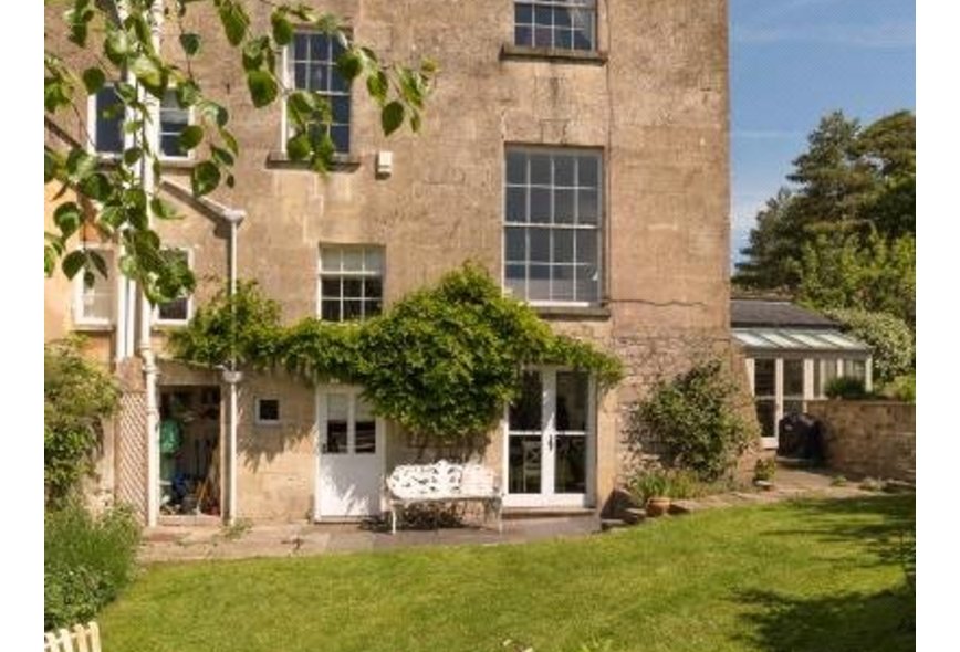 5 Bedroom Property For Sale in Macaulay Buildings, Bath, BA2