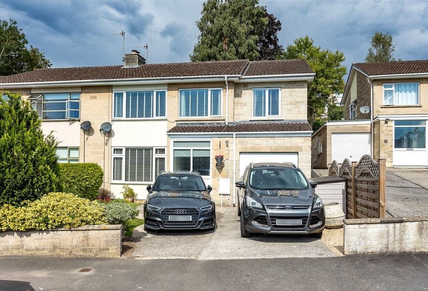 6 Bedroom Property For Sale in Meadow Park, Bathford, Bath, BA1 Crisp