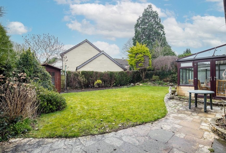 3 Bedroom Property For Sale in Old Quarry, Bloomfield Drive, Bath, BA2 Crisp Cowley Estate Agents