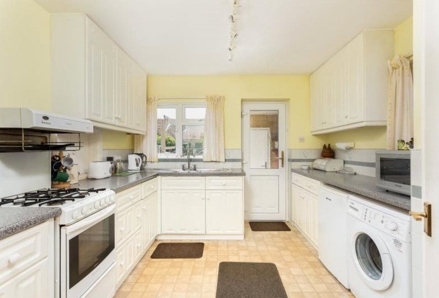 3 Bedroom Property For Sale in Partis Way, Weston, Bath, BA1 Crisp