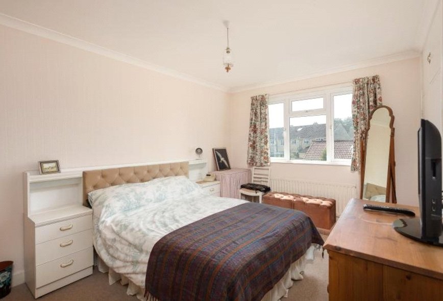 3 Bedroom Property For Sale in Partis Way, Weston, Bath, BA1 Crisp