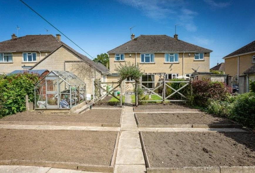 3 Bedroom Property For Sale in Partis Way, Weston, Bath, BA1 Crisp
