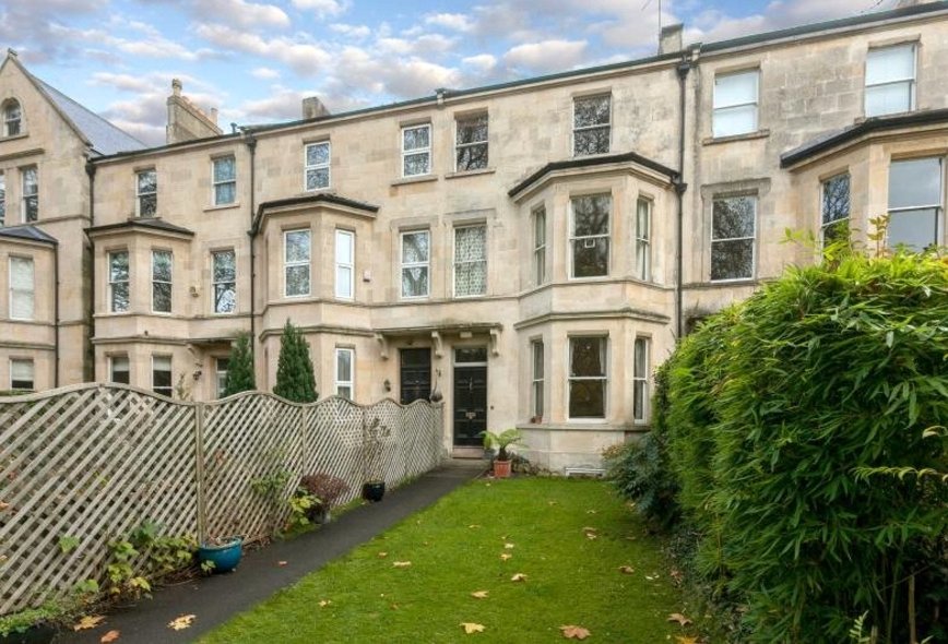 6 Bedroom Property For Sale in Pulteney Road, Bath, BA2 Crisp Cowley Estate Agents