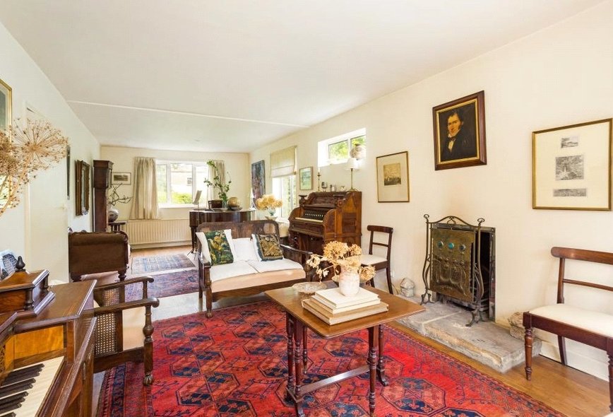 4 Bedroom Property For Sale in Sion Hill, Lansdown, Bath, BA1 Crisp