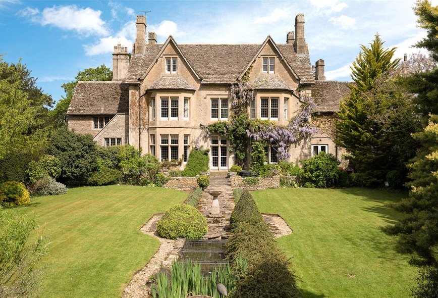 6 Bedroom Property For Sale in Stanton St Quintin, Chippenham