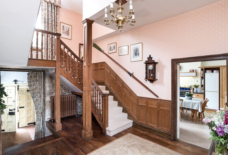 6 Bedroom Property For Sale in Stanton St Quintin, Chippenham