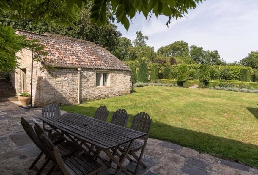 7 Bedroom Property For Sale in The Old Jockey, Box, Corsham, Wiltshire