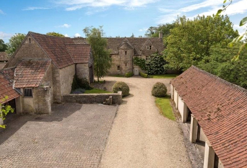 6 Bedroom Property For Sale in The Ridge, Neston, Corsham, Wiltshire