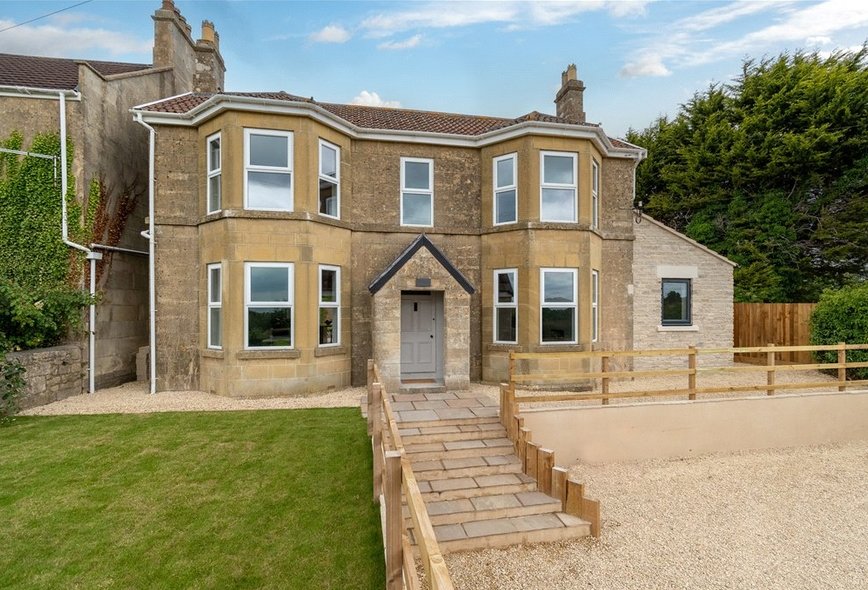 4 Bedroom Property For Sale in Tunley Road, Dunkerton, Bath, BA2