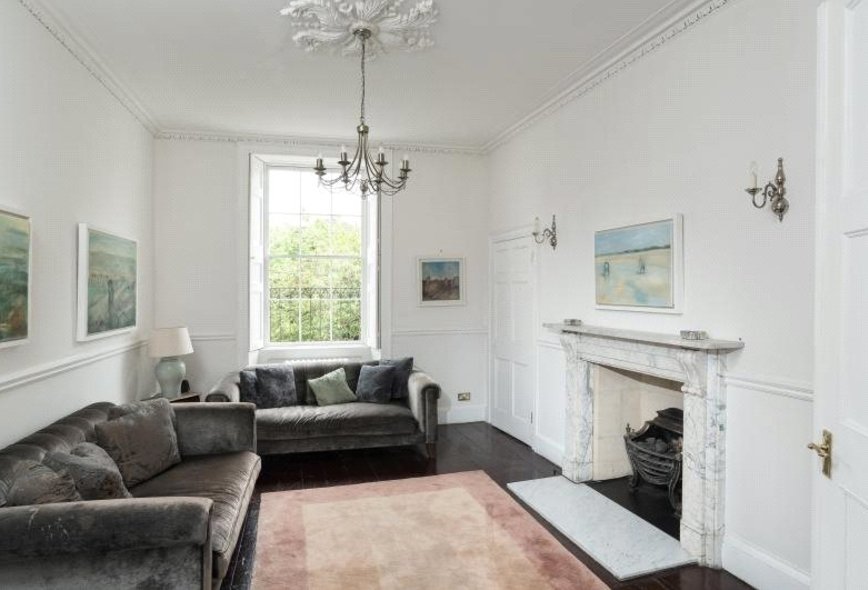 6 Bedroom Property For Sale in Crescent, Bath, BA2 Crisp