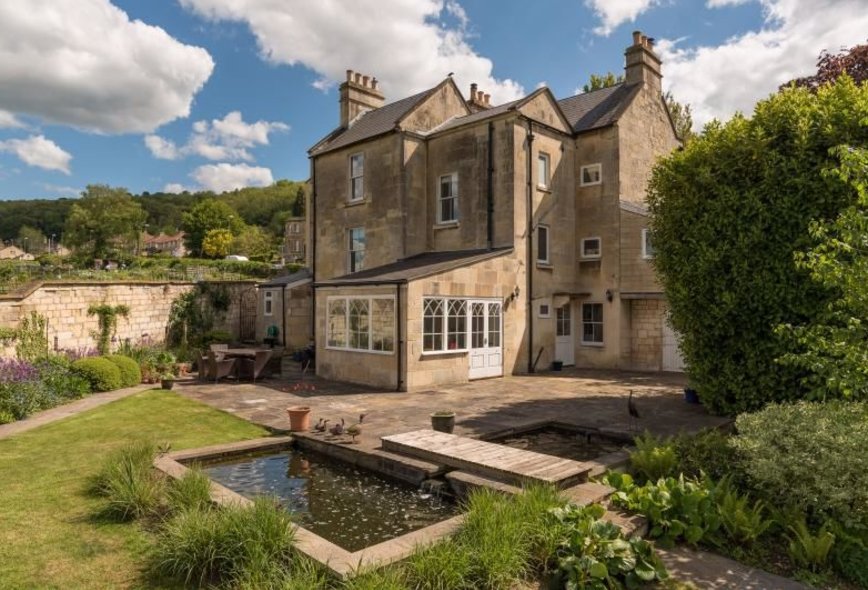 5 Bedroom Detached house To Rent in 71 High Street, Bath Crisp Cowley