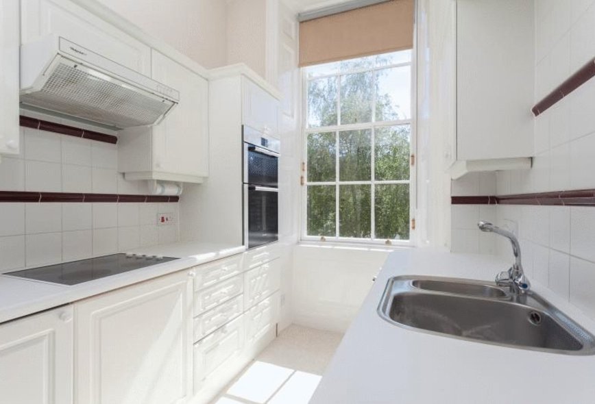 2 Bedroom Property To Rent in Great Pulteney Street, Bath Crisp Cowley Estate Agents