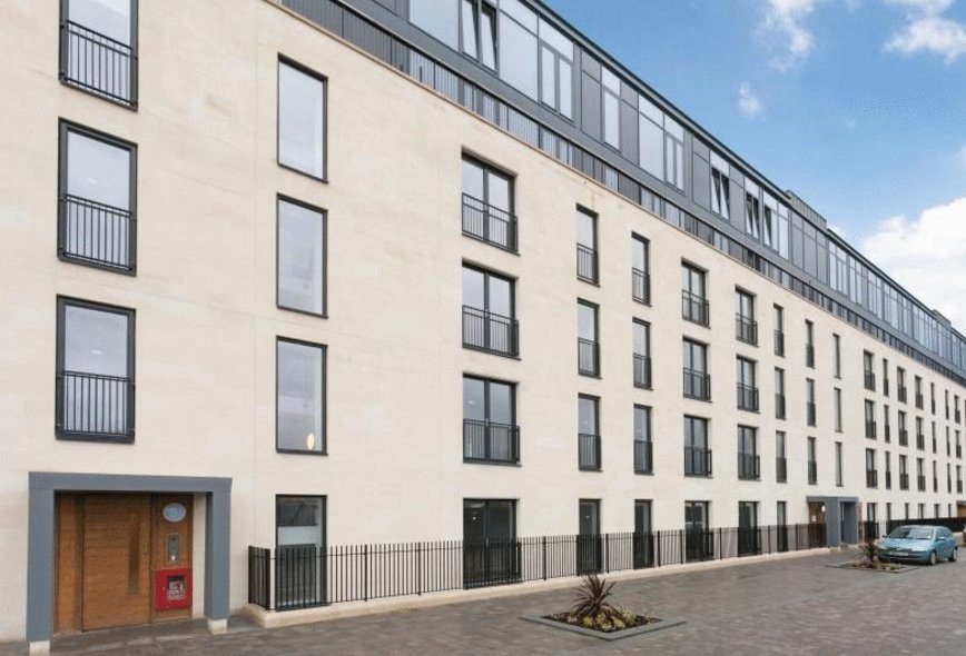 Property To Rent in Highgate, Bath Riverside Crisp Cowley Estate Agents