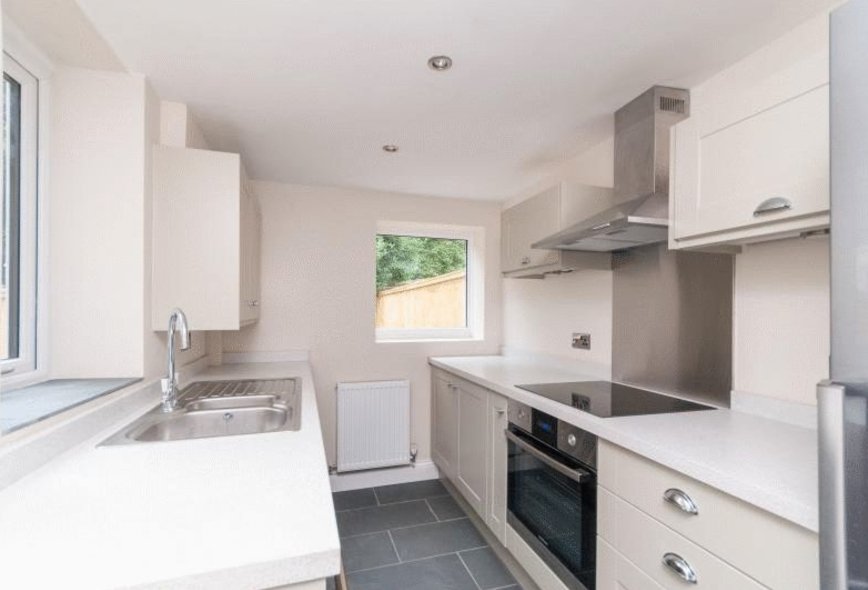 2 Bedroom Terraced house To Rent in Hungerford Road, Bath Crisp Cowley Estate Agents