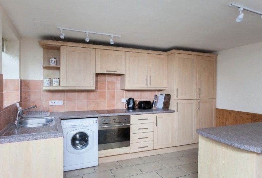 3 Bedroom Property To Rent in Kelston Knoll, Bath Crisp Cowley Estate
