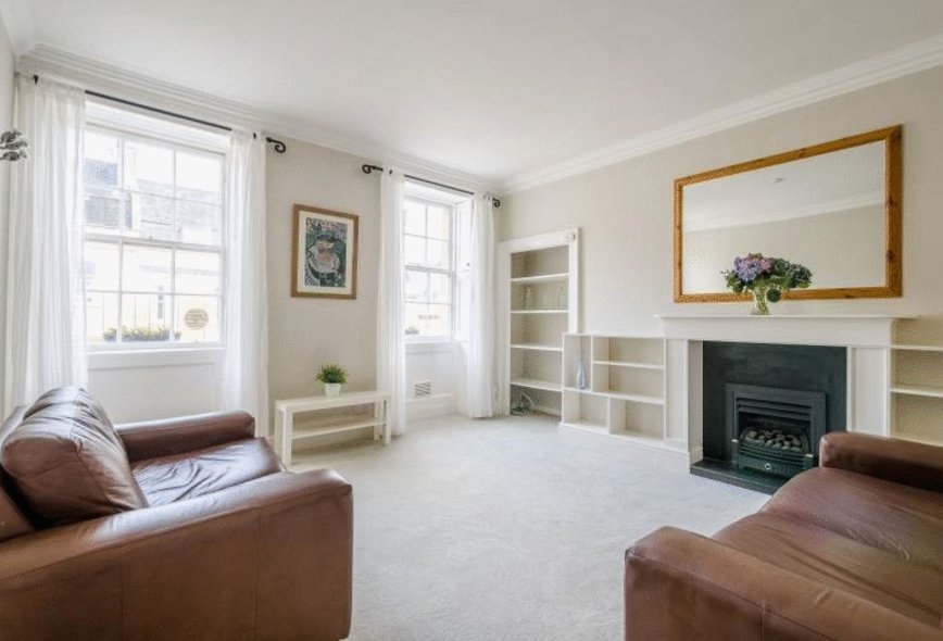 2 Bedroom Property To Rent in Russell Street, Bath Crisp Cowley Estate Agents